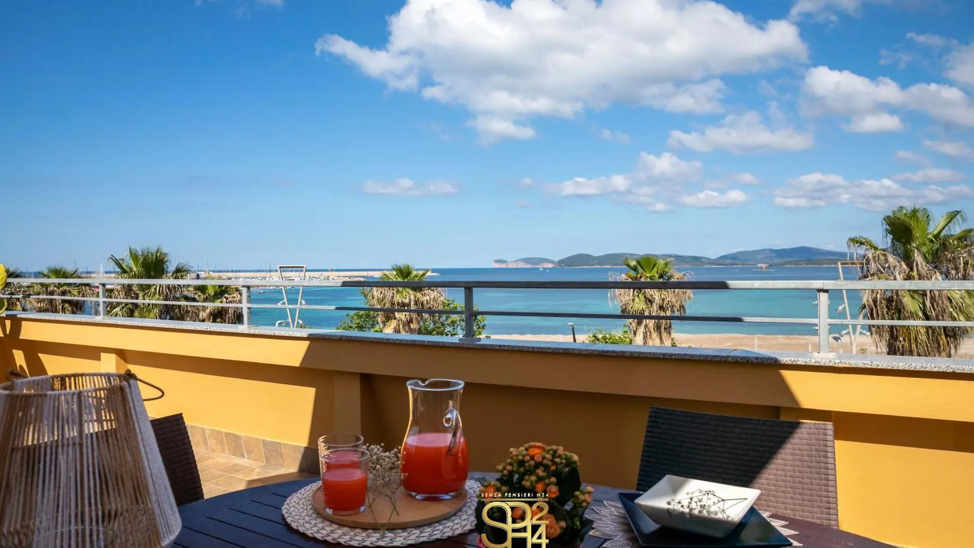 Panoramic Penthouse On The Gulf Of Alghero Lägenhet