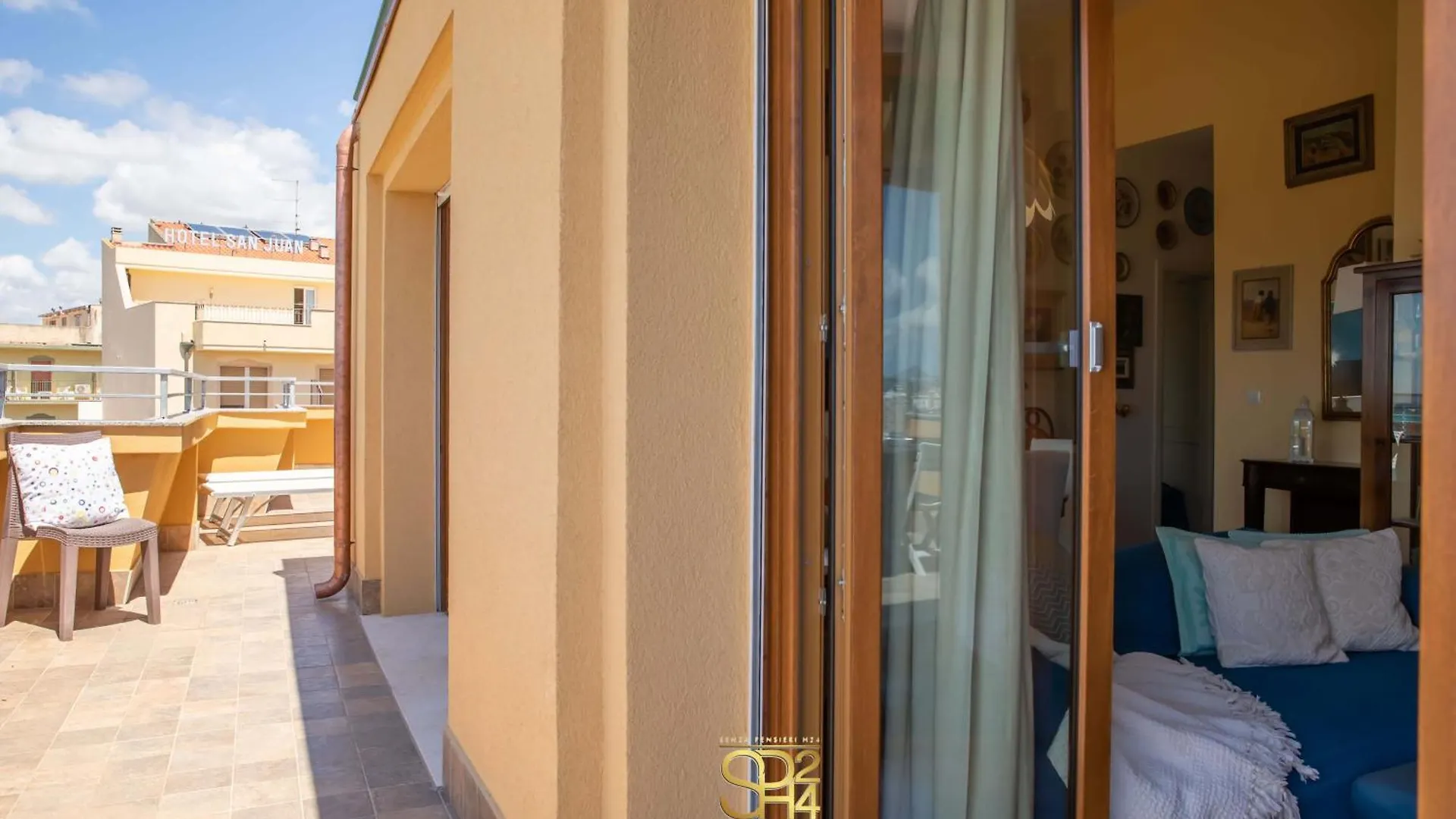 Lägenhet Panoramic Penthouse On The Gulf Of Alghero Italien